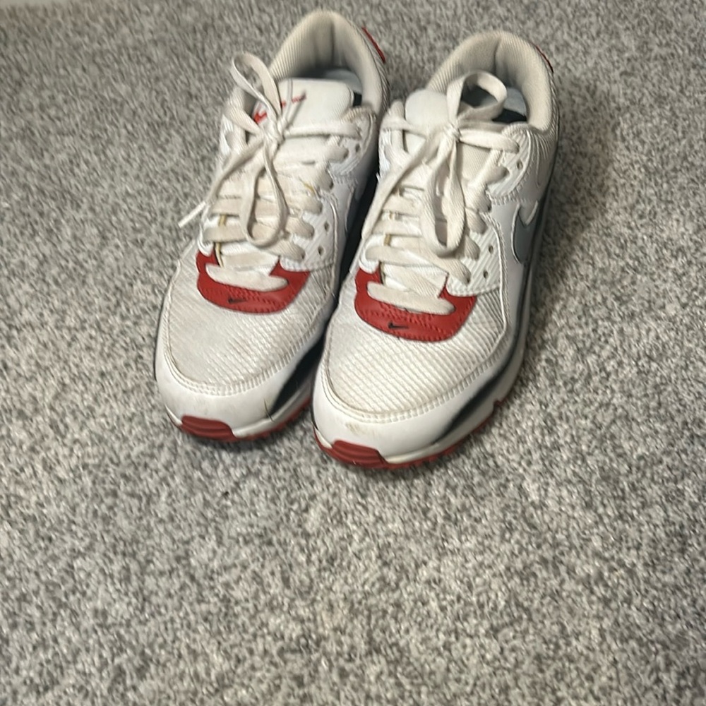 Nike White and Red Sneakers
